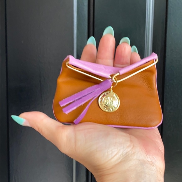 Lilac and tan leather coin purse - Picture 2 of 14